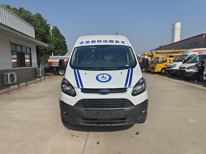 福特V362（柴油）非急救監(jiān)護(hù)型服務(wù)車(chē)