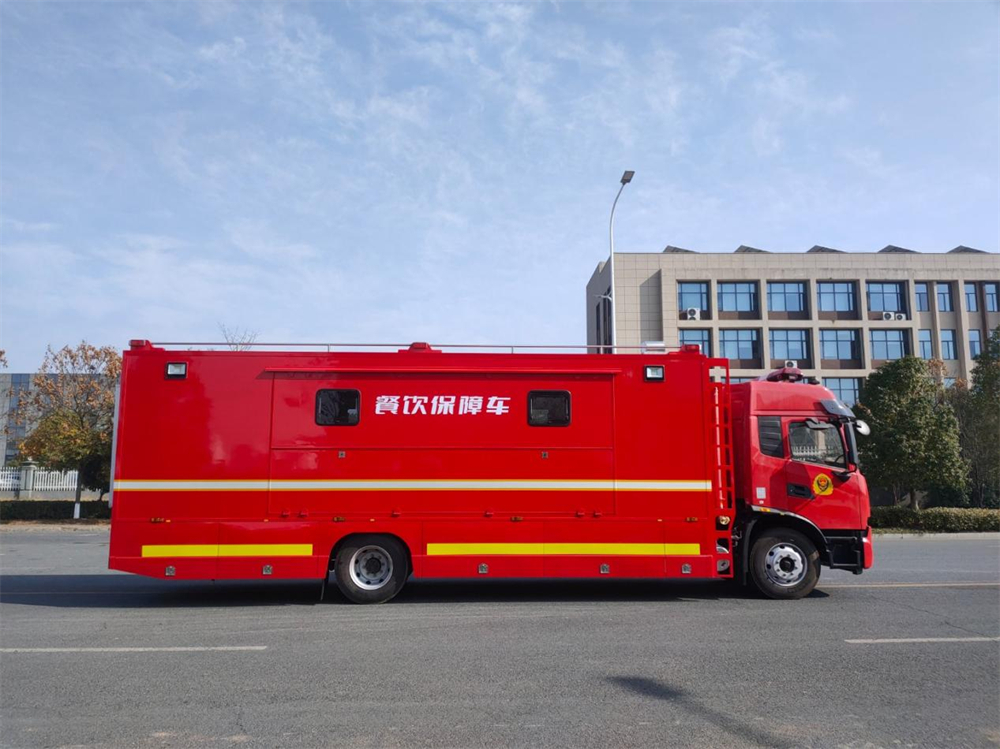 東風(fēng)天錦流動(dòng)式炊事車